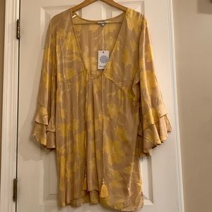 Stylish Blue Island cover-up. Brand new, never worn! Elevate your beach style!☀️